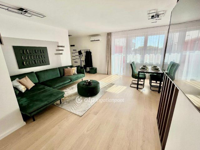 Eladó téglalakás, Debrecenben 119 M Ft, 3 szobás