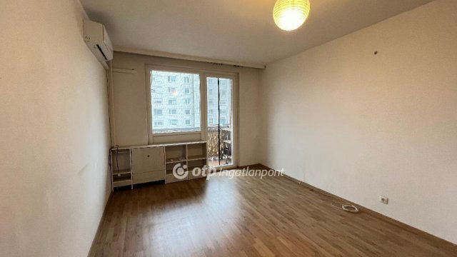 Eladó panellakás, Miskolcon 24.9 M Ft, 1+1 szobás