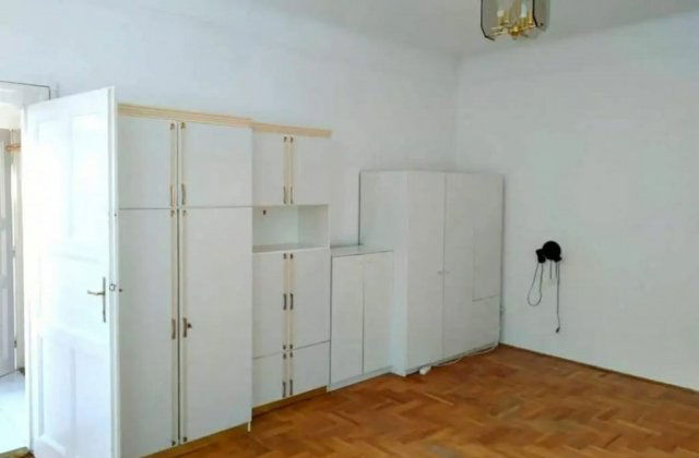 Eladó téglalakás, Budapesten, VII. kerületben, Csengery utcában