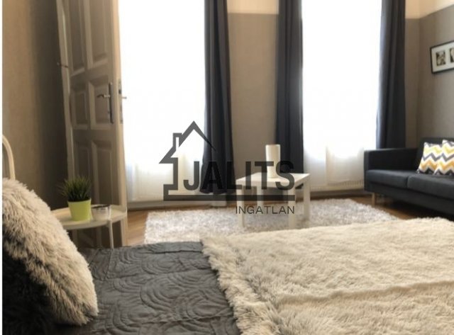 Kiadó téglalakás, albérlet, VI. kerületben, Szondi utcában