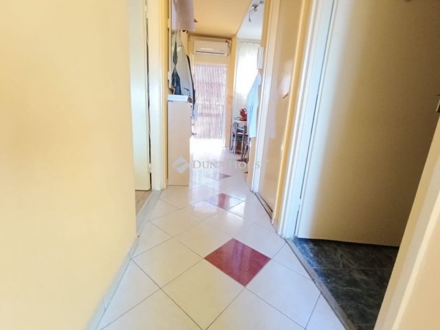 Eladó téglalakás, Mohácson 32 M Ft, 3 szobás