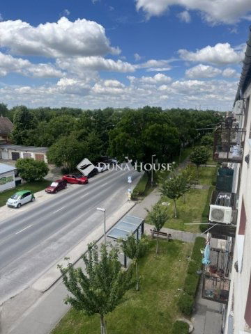 Eladó téglalakás, Szigetszentmiklóson 49.9 M Ft, 2 szobás