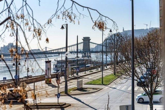 Eladó téglalakás, Budapesten, I. kerületben 152 M Ft, 3 szobás