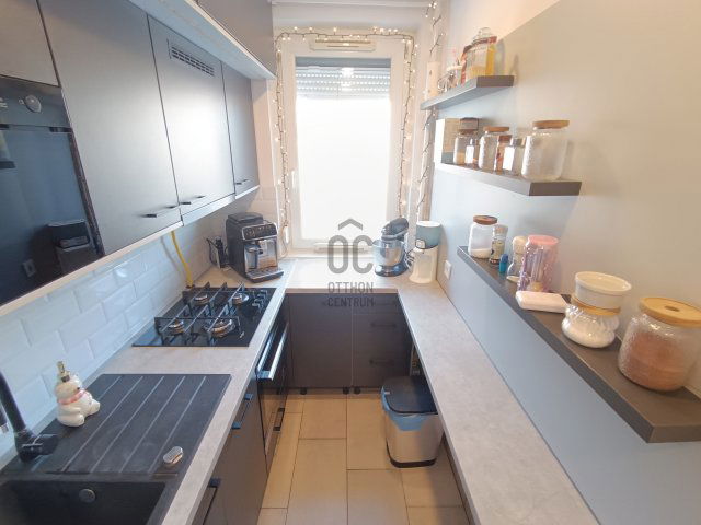 Eladó panellakás, Budapesten, III. kerületben 75.9 M Ft, 3 szobás