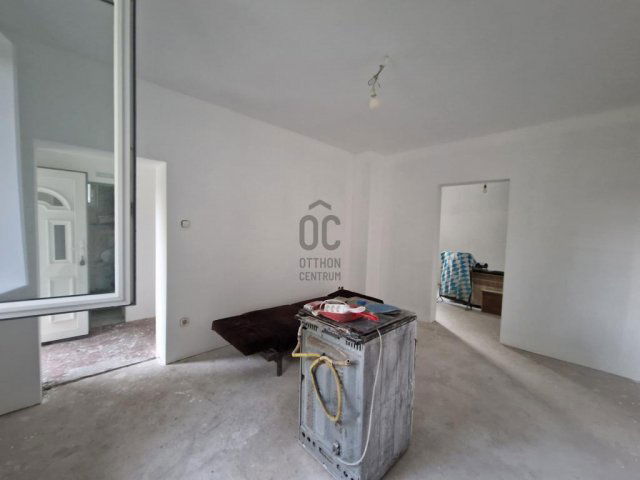 Eladó családi ház, Pilisvörösváron 45 M Ft, 2 szobás