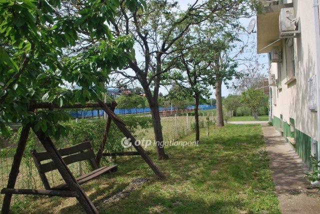 Eladó családi ház, Hajdúszoboszlón 228 M Ft, 9+1 szobás