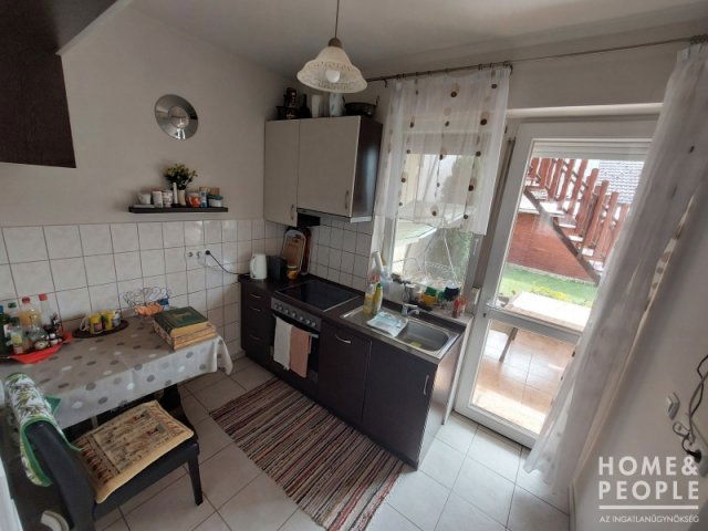 Eladó családi ház, Szegeden 119 M Ft, 5+1 szobás