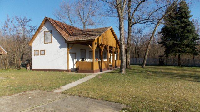 Eladó családi ház, Lajosmizsén 87 M Ft, 6 szobás