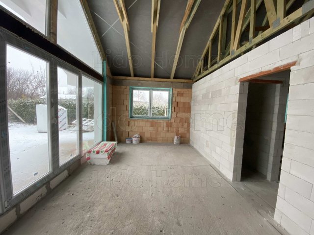 Eladó családi ház, Siófokon 75.9 M Ft, 3 szobás