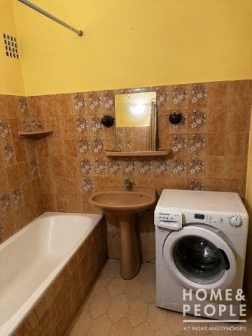 Eladó téglalakás, Makón 38 M Ft / költözzbe.hu