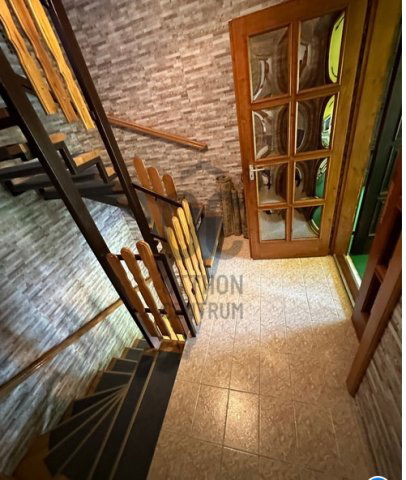 Eladó ikerház, Siófokon 96 M Ft, 6 szobás / költözzbe.hu