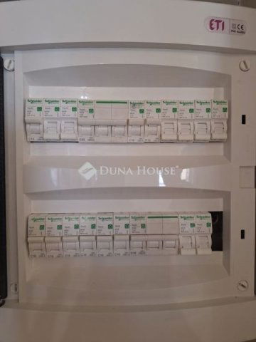 Eladó családi ház, Budapesten, XXI. kerületben 59 M Ft, 3 szobás