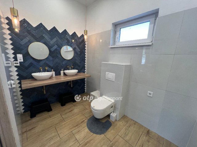 Eladó családi ház, Balatonőszödön 119 M Ft, 5 szobás