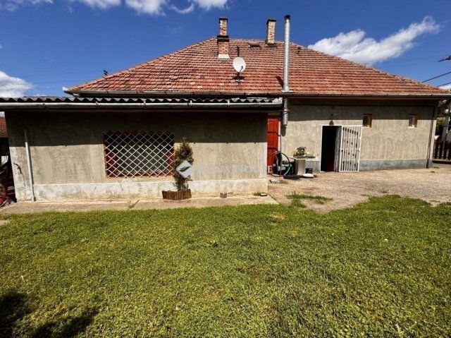 Eladó családi ház, Tóalmáson 52 M Ft, 3 szobás