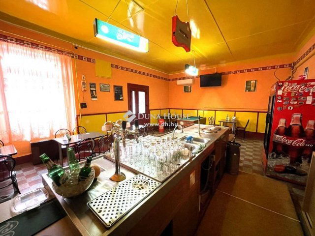 Eladó üzlethelyiség, Kisszálláson 53.9 M Ft