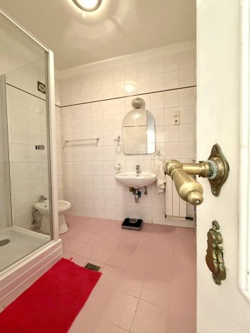 Eladó családi ház, Debrecenben 329 M Ft, 4 szobás