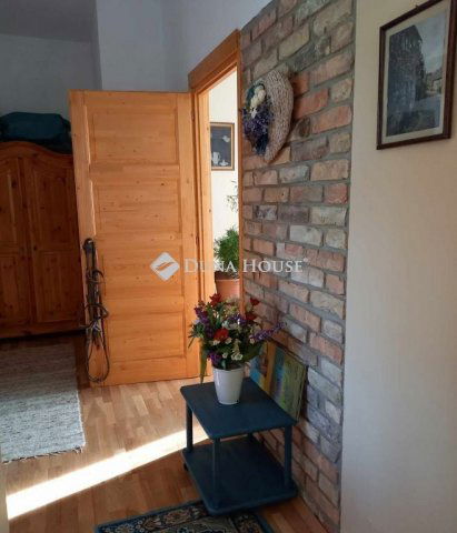 Eladó családi ház, Sümegprágán 75 M Ft, 3 szobás