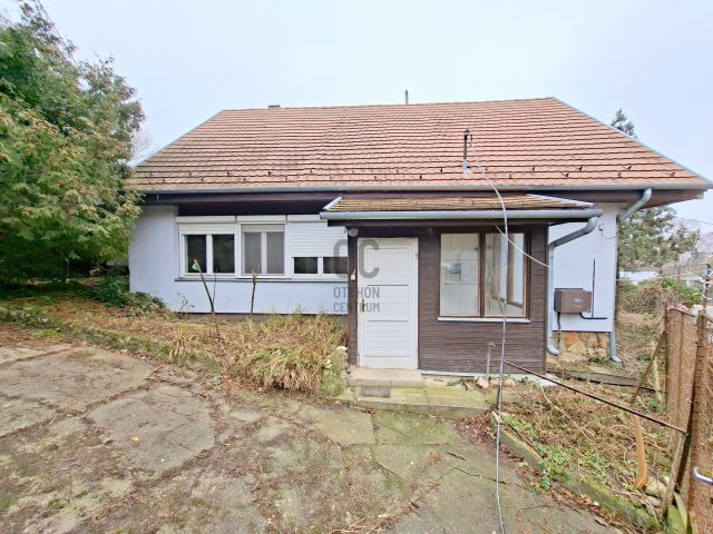 Eladó családi ház, Solymáron 76.9 M Ft, 4 szobás