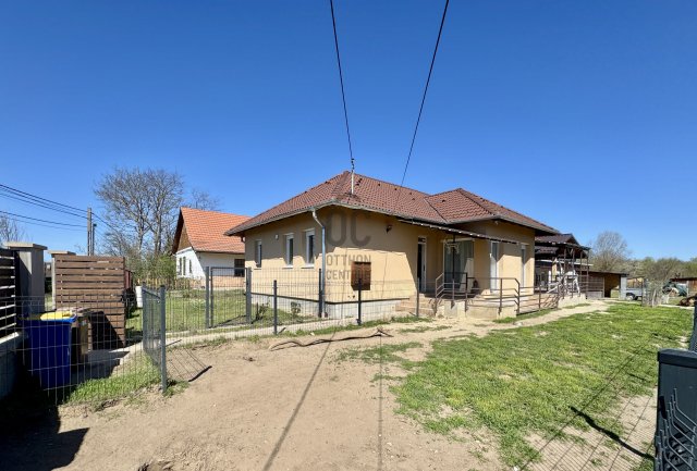 Eladó családi ház, Kókán 110 M Ft, 4 szobás