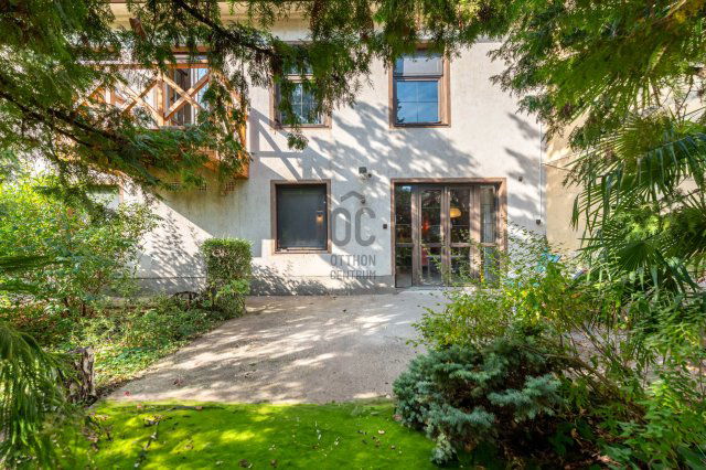 Eladó családi ház, Székesfehérvárott 159 M Ft, 5 szobás