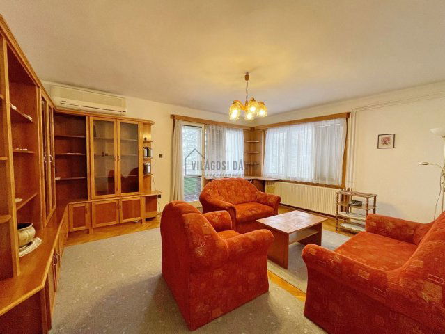 Kiadó téglalakás, albérlet, Debrecenben 180 E Ft / hó, 2 szobás