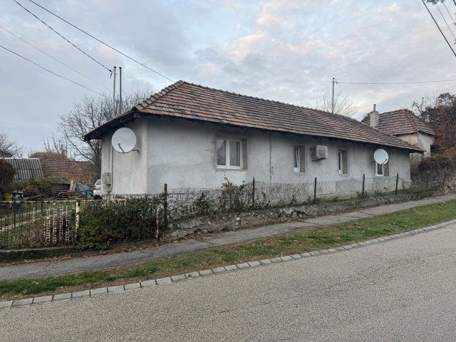 Eladó családi ház, Dágon 36.9 M Ft, 4 szobás