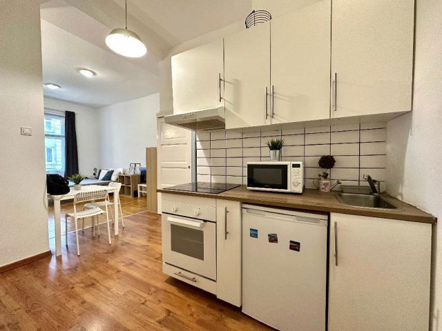 Eladó téglalakás, Budapesten, VII. kerületben 105 M Ft, 3 szobás