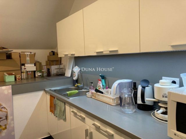 Eladó családi ház, Budapesten, II. kerületben 210 M Ft, 3 szobás