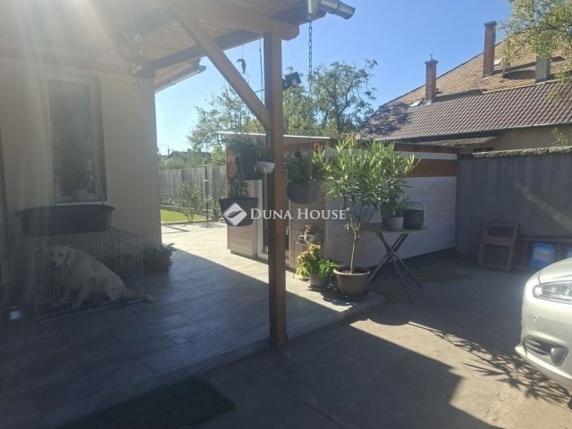 Eladó sorház, Budapesten, XVI. kerületben 129.9 M Ft, 2 szobás