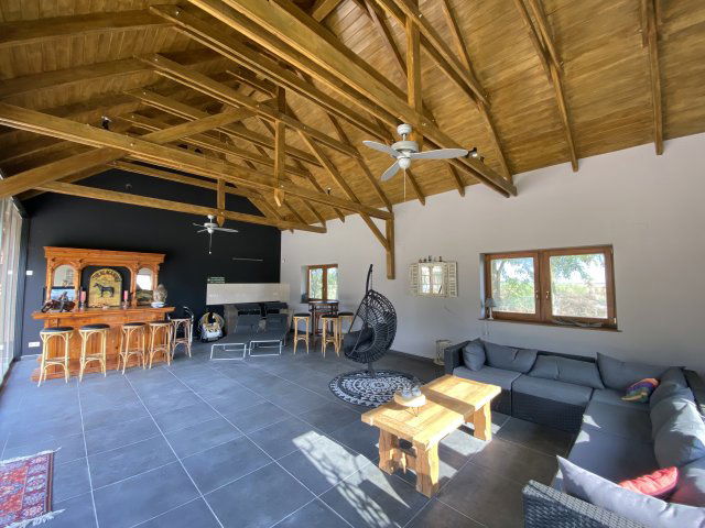 Eladó családi ház, Kocséren 157.65 M Ft, 3 szobás