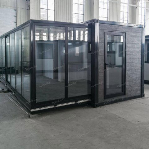 Eladó üzlethelyiség, Nyíregyházán 9.899 M Ft