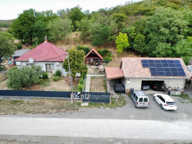 Eladó családi ház, Terényen 64 M Ft, 2 szobás