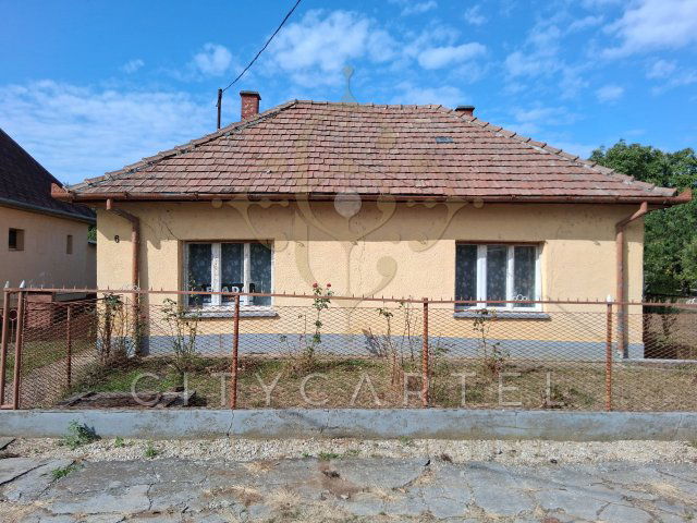 Eladó családi ház, Balatonszemesen 39.9 M Ft, 4 szobás