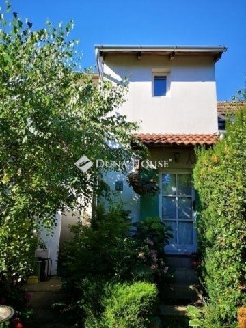 Eladó téglalakás, Budapesten, II. kerületben 83.9 M Ft, 4 szobás