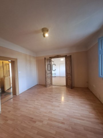 Eladó családi ház, Debrecenben 85 M Ft, 4 szobás