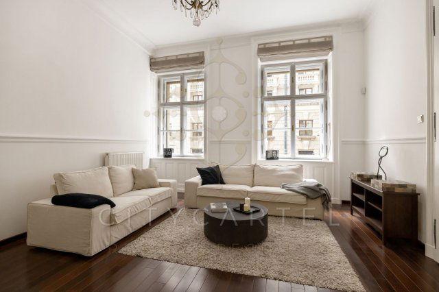 Kiadó téglalakás, albérlet, Budapesten, VI. kerületben