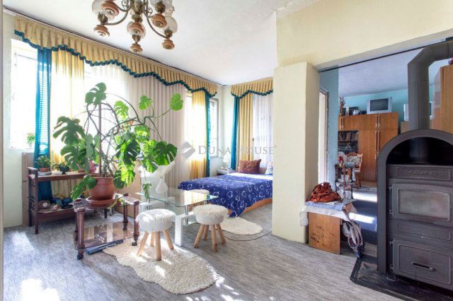 Eladó családi ház, Győrött 59.9 M Ft, 3 szobás