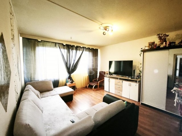 Eladó panellakás, Kecskeméten 46.5 M Ft, 2 szobás