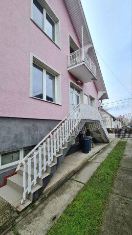 Eladó családi ház, Dunaharasztin 109.99 M Ft, 6 szobás