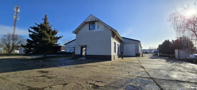 Eladó ipari ingatlan, Halásztelken, II. Rákóczi Ferenc utcában