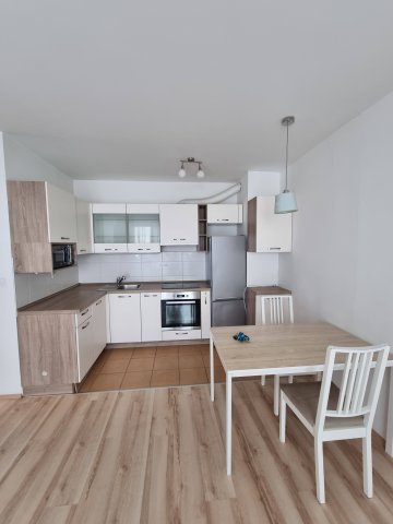 Kiadó téglalakás, albérlet, XIII. kerületben, Babér utcában