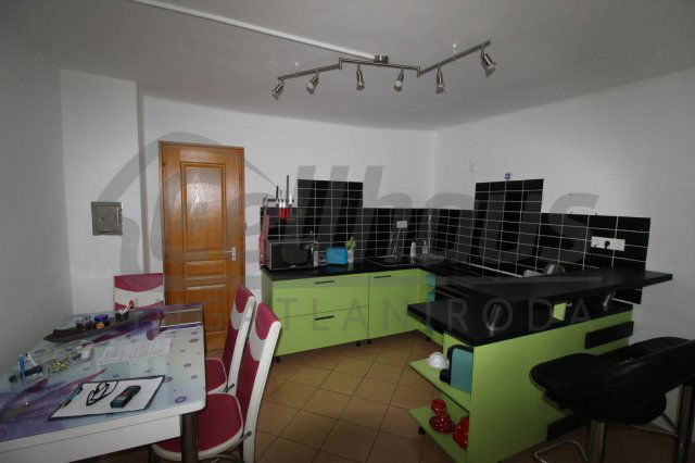 Eladó családi ház, Magyargencsen 20.99 M Ft, 2 szobás