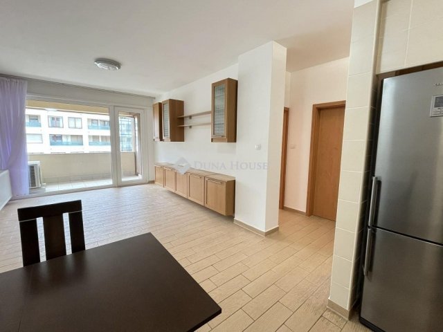 Eladó téglalakás, Budapesten, VIII. kerületben 105.493 M Ft