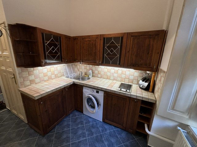 Kiadó téglalakás, albérlet, V. kerületben, Molnár utcában