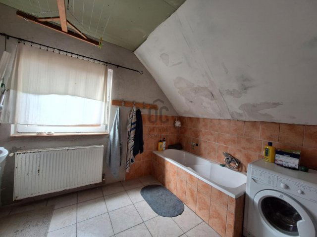 Eladó családi ház, Szigetszentmiklóson 79.9 M Ft, 5 szobás