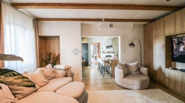 Eladó családi ház, Bogádon 145 M Ft, 4 szobás