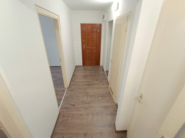 Eladó panellakás, Budapesten, III. kerületben 73.9 M Ft, 2 szobás