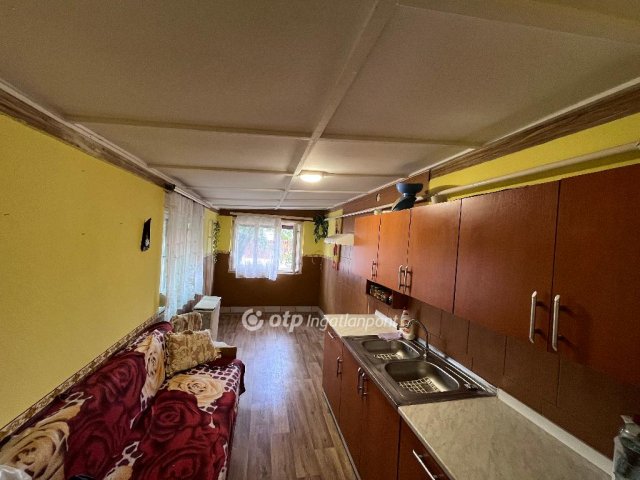 Eladó családi ház, Kunhegyesen 13.5 M Ft, 1+1 szobás