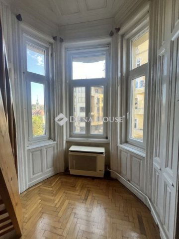 Eladó téglalakás, Budapesten, I. kerületben 101 M Ft, 2 szobás