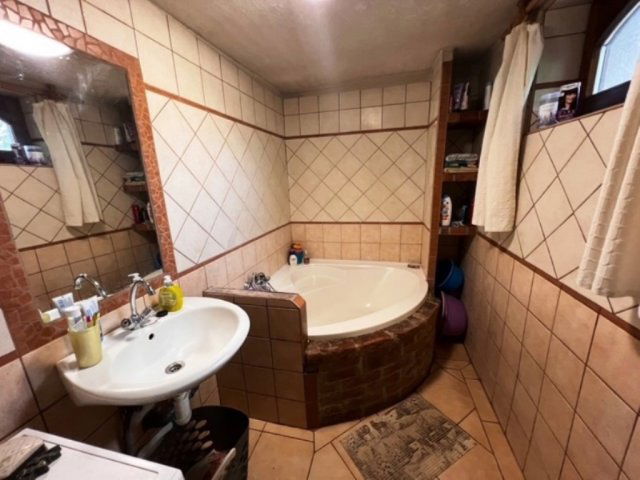 Eladó családi ház, Bujon 13.9 M Ft, 2 szobás